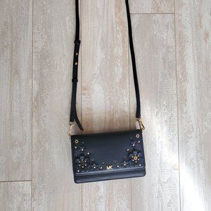 Michael Kors floral crossbody wallet- like new